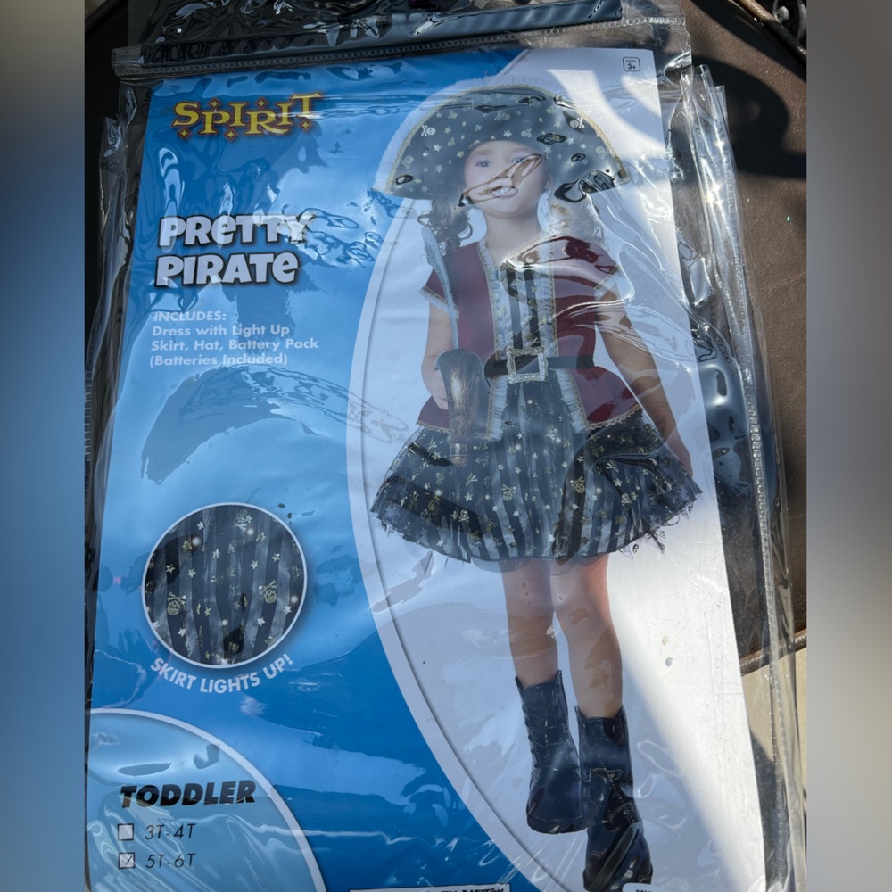 Girls pirate Halloween costume. Get in time for Halloween.  New!!